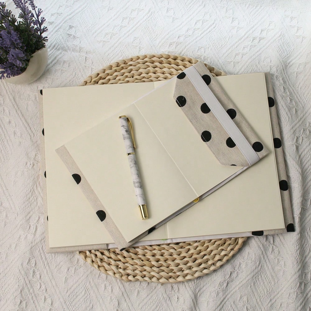 A5 A6 settimane sfondo grigio  - Notebook Dotted A5 recensione e prezzo
