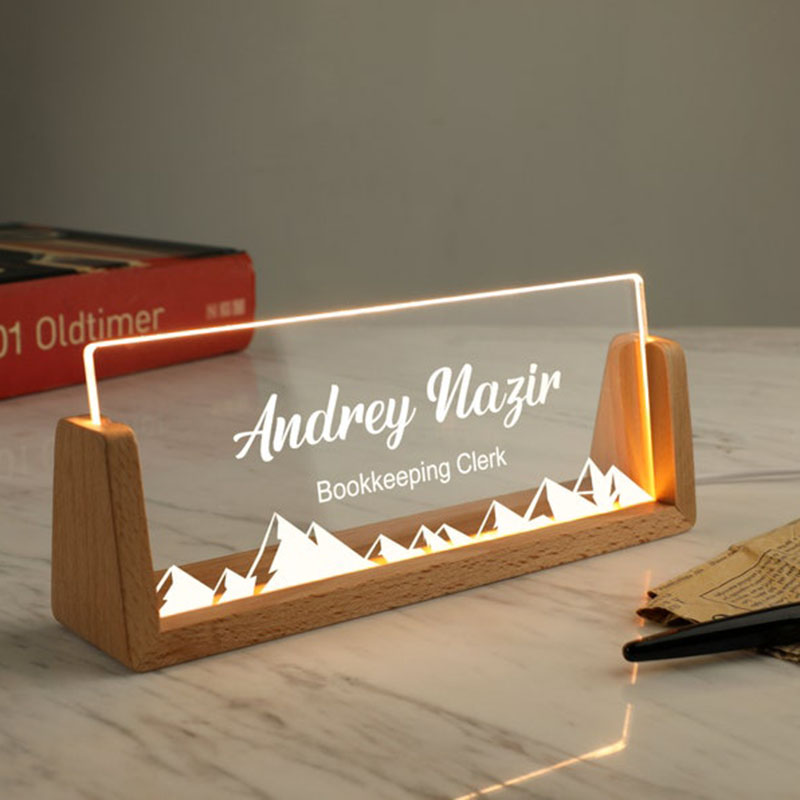 Targhetta da scrivania in acri - Desk Name Plate recensione e prezzo