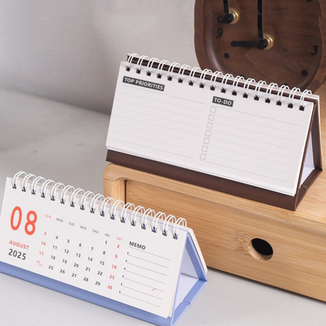 Calendario da tavolo semplice  - Office Stationery Supply List recensione e prezzo