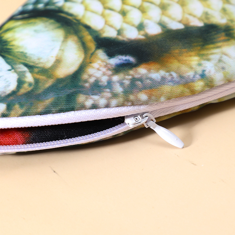 Astuccio a forma di carpa real - Ideal Stationery & Office Supply recensione e prezzo